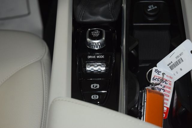 2020 Volvo V60 T5 FWD Momentum - 22976056 - 29