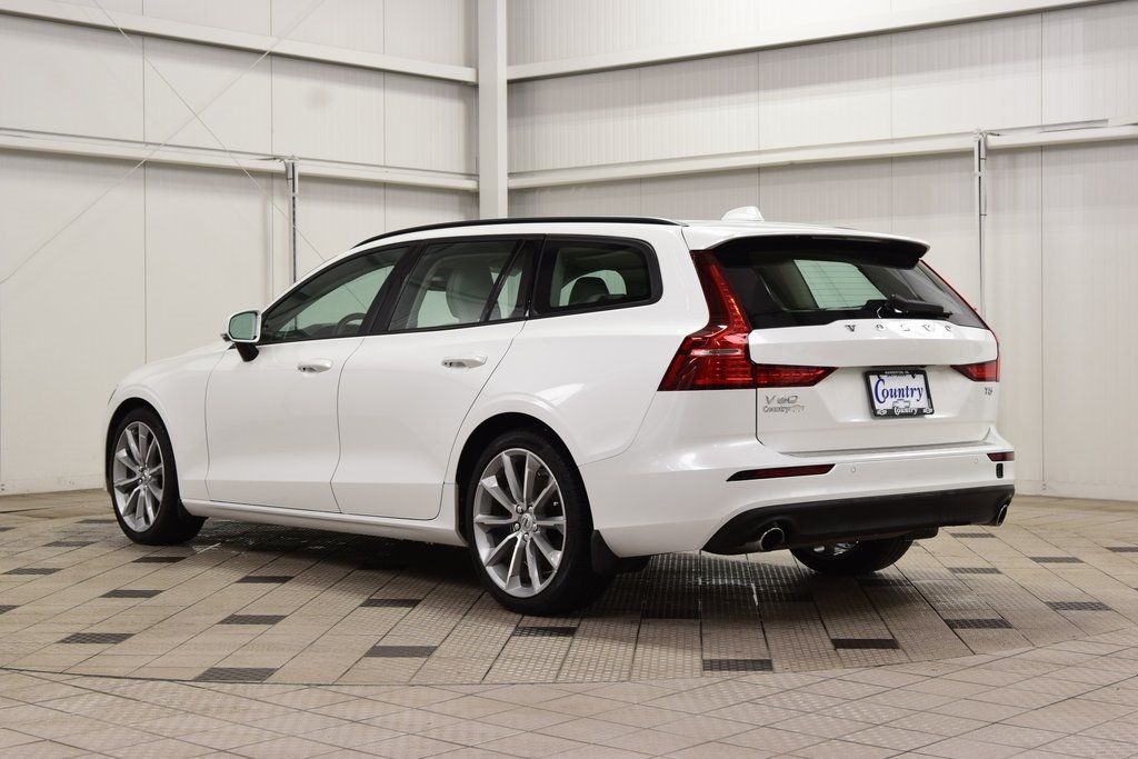 2020 Volvo V60 T5 FWD Momentum - 22976056 - 5