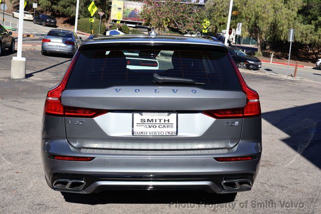 2020 Volvo V60 T5 FWD R-Design - 22972015 - 3