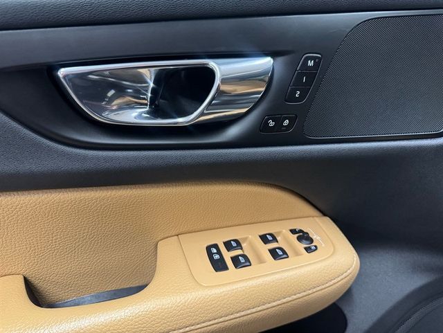 2020 Volvo V60 Cross Country T5 AWD - 22998260 - 11