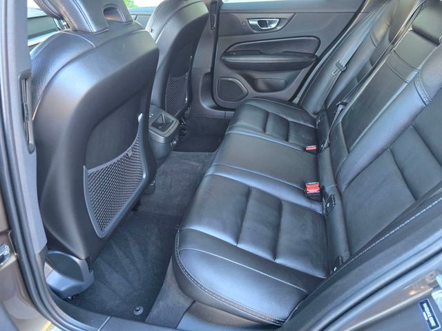 2020 Volvo V60 Cross Country T5 AWD - 23035693 - 10