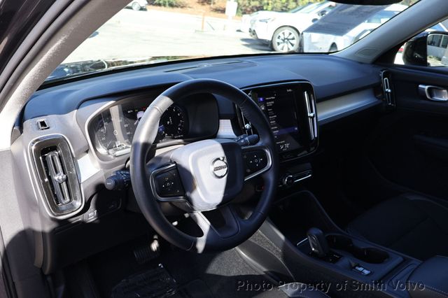 2020 Volvo XC40 T4 FWD Momentum - 22987140 - 9
