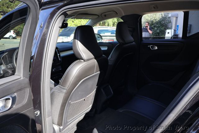 2020 Volvo XC40 T4 FWD Momentum - 22987140 - 12