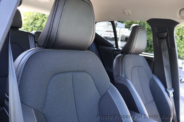 2020 Volvo XC40 T4 FWD Momentum - 22987140 - 15