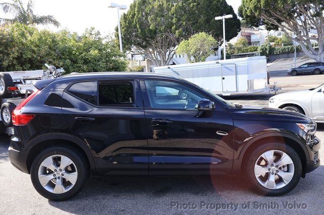 2020 Volvo XC40 T4 FWD Momentum - 22987140 - 5