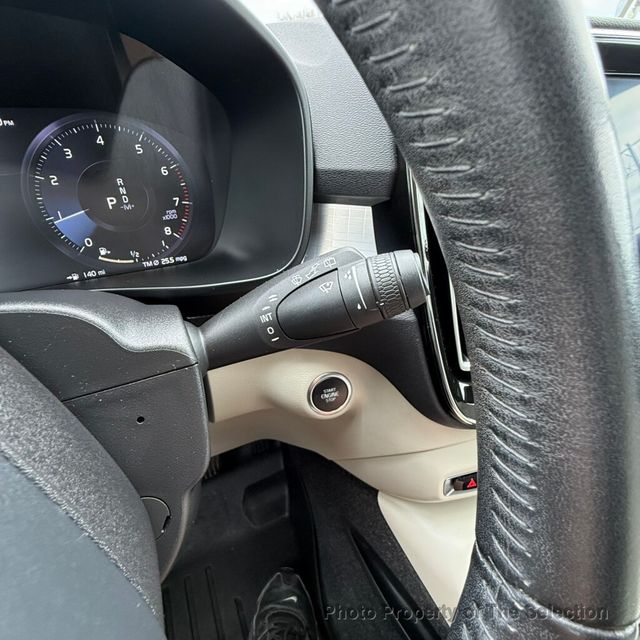 2020 Volvo XC40 T4 FWD MOMENTUM W/BLINDSPOT & HARMON KARDON - 22994746 - 28