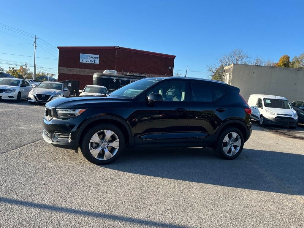 2020 Volvo XC40 T5 AWD Momentum - 22644867 - 2