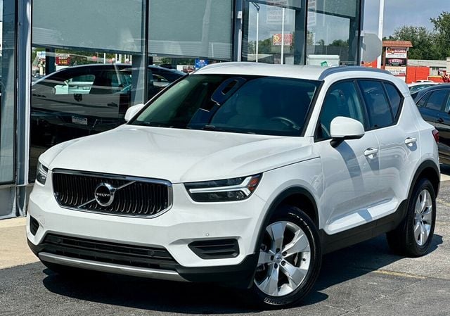 2020 Volvo XC40 T5 AWD Momentum - 22572093 - 0