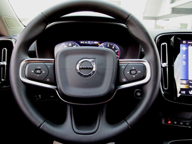 2020 Volvo XC40 T5 AWD Momentum - 22947569 - 19