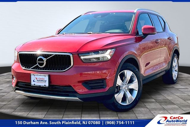 2020 Volvo XC40 T5 AWD Momentum - 22999744 - 0