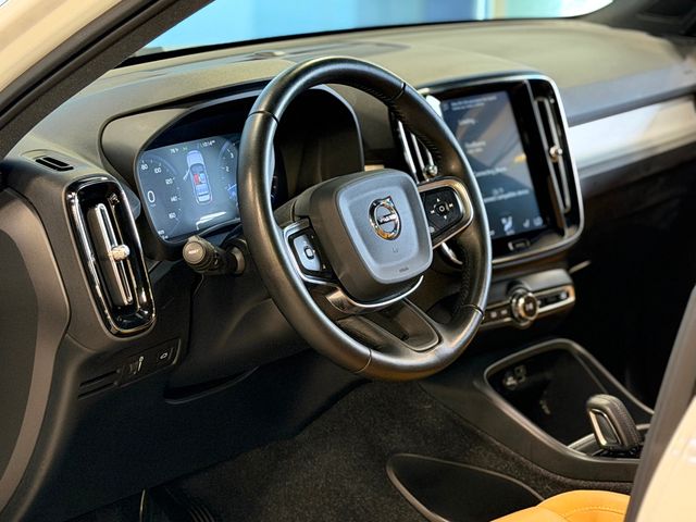 2020 Volvo XC40 T5 AWD Momentum - 23062650 - 15
