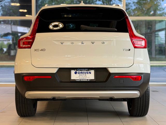 2020 Volvo XC40 T5 AWD Momentum - 23062650 - 4