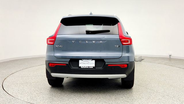 2020 Volvo XC40 T5 AWD Momentum w/ Premium Package & 20'' Alloy Wheels - 23006423 - 5