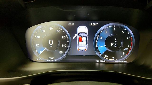 2020 Volvo XC40 T5 Momentum AWD w/ Panoramic Roof, Navigation & Heated Seats - 23093282 - 13
