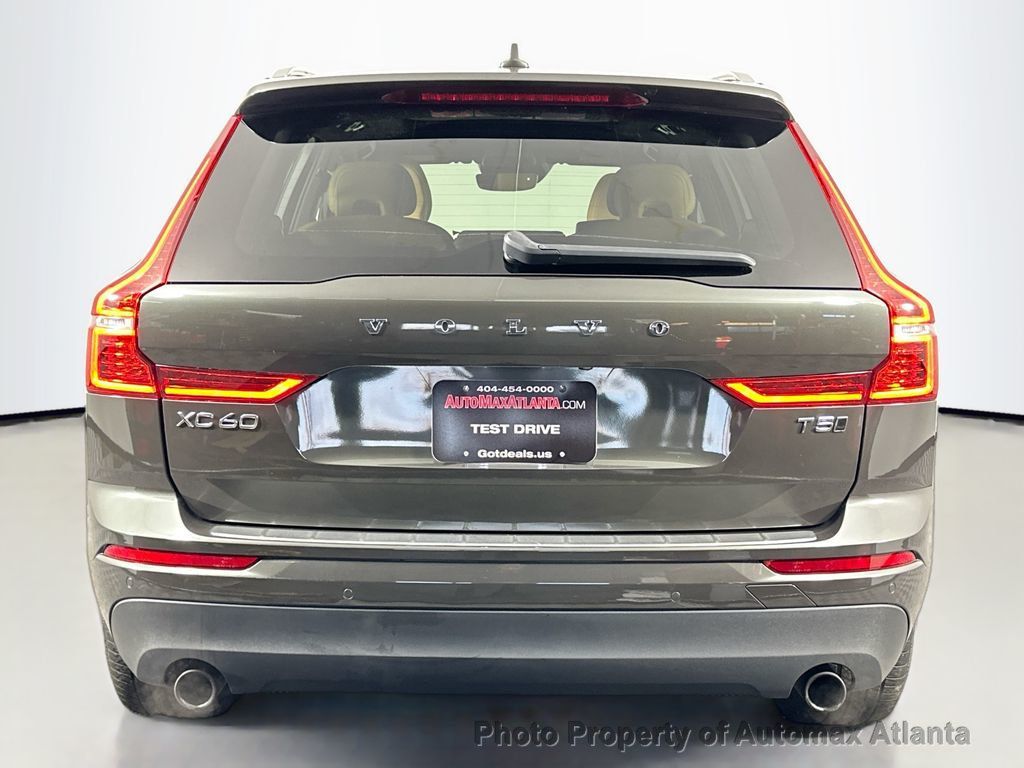 2020 Volvo XC60 Momentum - 22620215 - 5