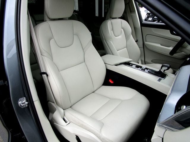 2020 Volvo XC60 T5 AWD Momentum - 23084123 - 15