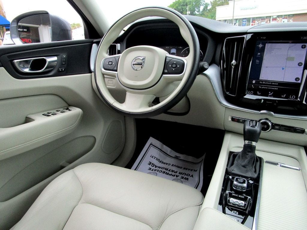 2020 Volvo XC60 T5 AWD Momentum - 23084123 - 18