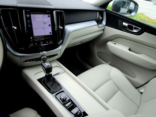 2020 Volvo XC60 T5 AWD Momentum - 23084123 - 22