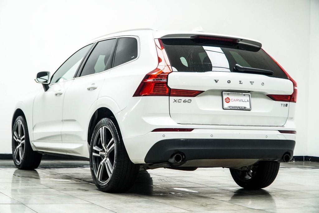 Volvo XC60 photo 11