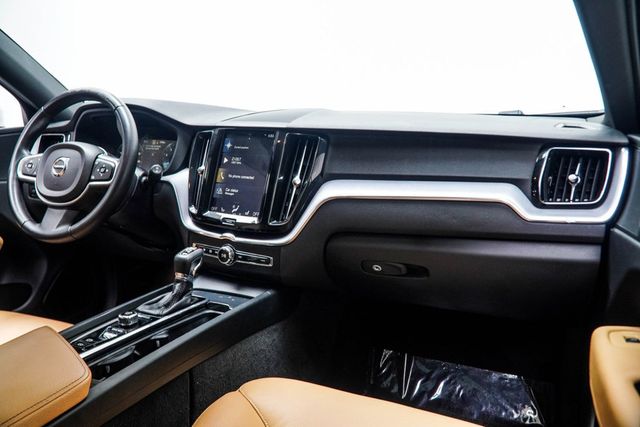2020 Volvo XC60 T5 AWD Momentum - 23040661 - 18