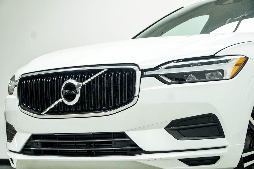 Volvo XC60 photo 2