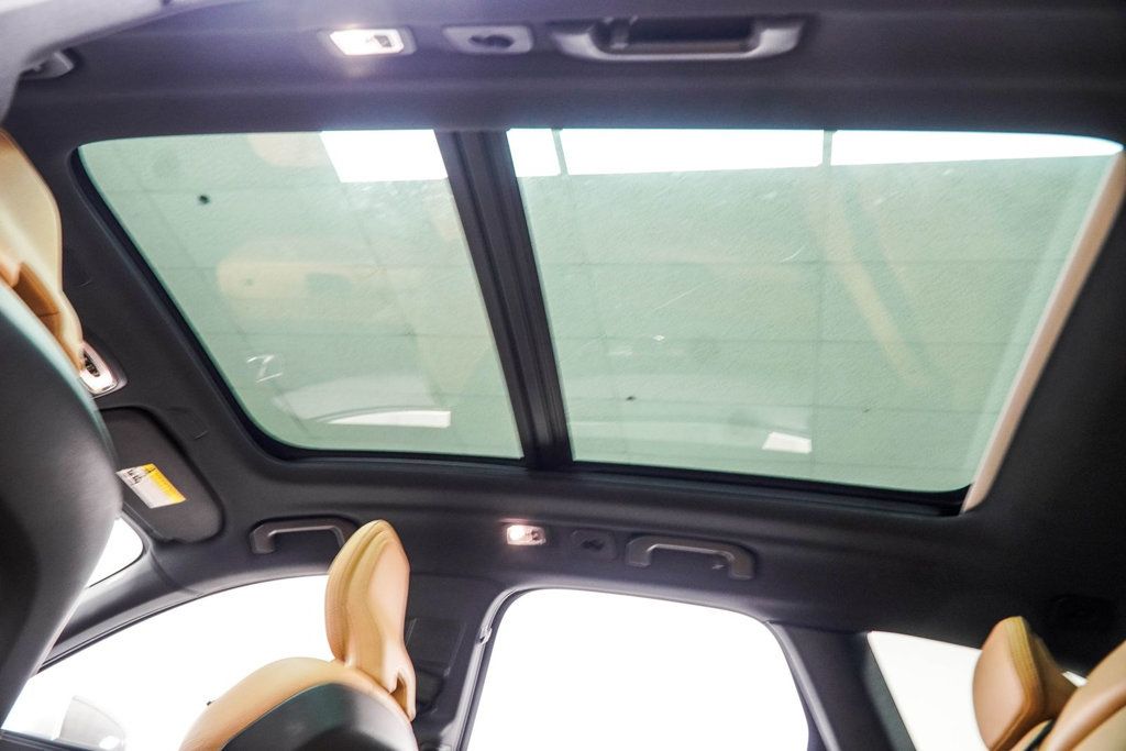 Volvo XC60 photo 38