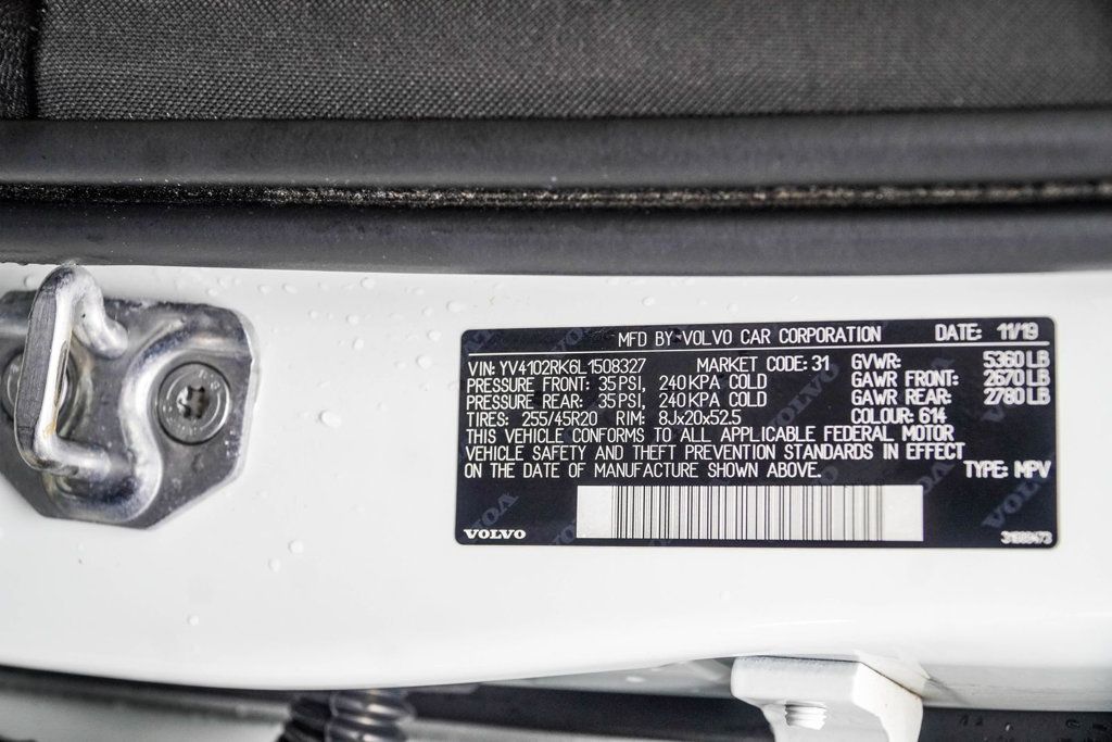 Volvo XC60 photo 40