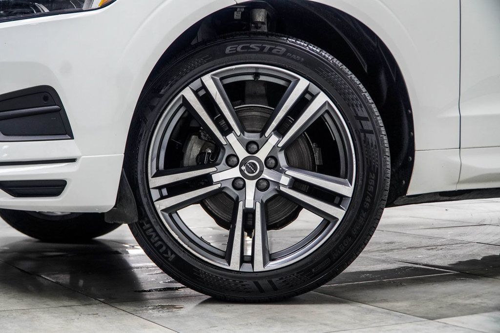Volvo XC60 photo 6