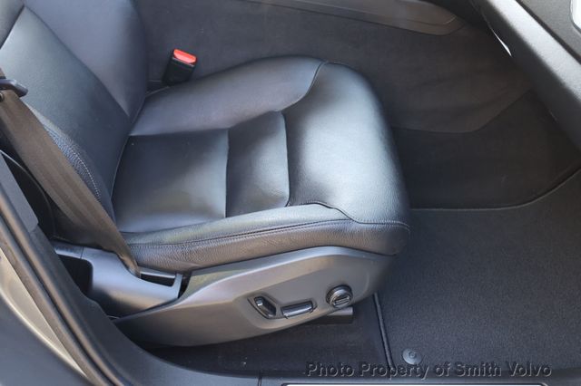 2020 Volvo XC60 T5 AWD Momentum - 23074694 - 12