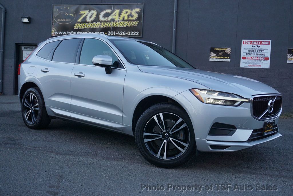 2020 Volvo XC60 T5 AWD Momentum NAVI REAR CAM PANO ROOF APPLE/ANDR CARPLAY  - 22669761 - 0