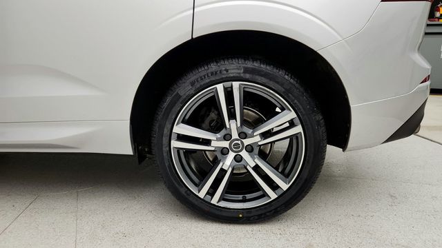 2020 Volvo XC60 T5 AWD Momentum with Premium & Multimedia Packages + 20'' Wheels - 22944173 - 8