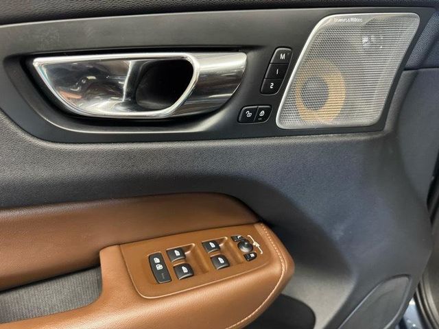 2020 Volvo XC60 T6 AWD Inscription - 23064213 - 12