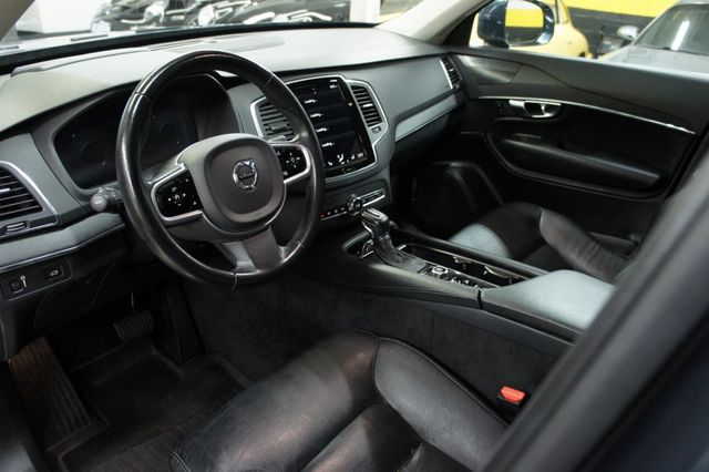 2020 Volvo XC90 Reliable, Stylish, Great Shape! - 22982453 - 24