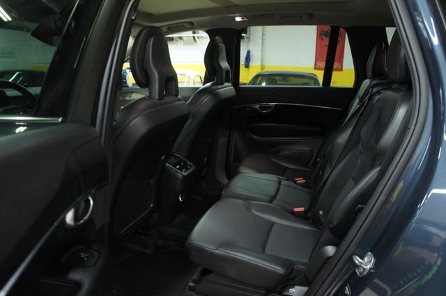 2020 Volvo XC90 Reliable, Stylish, Great Shape! - 22982453 - 30