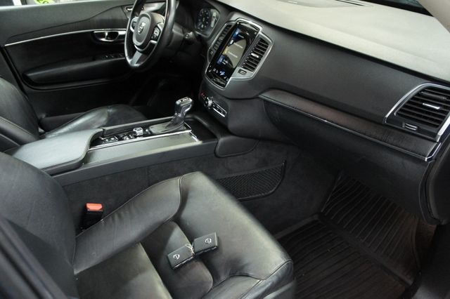2020 Volvo XC90 Reliable, Stylish, Great Shape! - 22982453 - 35