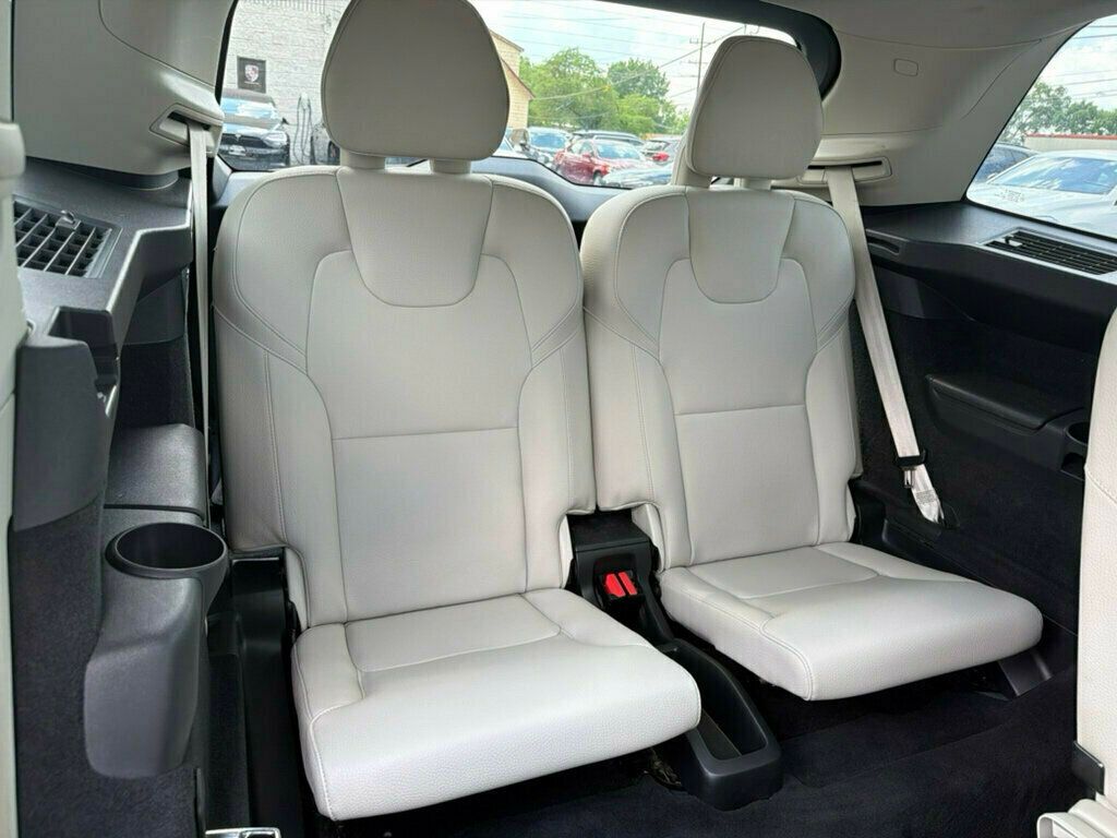 2020 Volvo XC90 T5 AWD Momentum 7 Passenger - 23023195 - 20