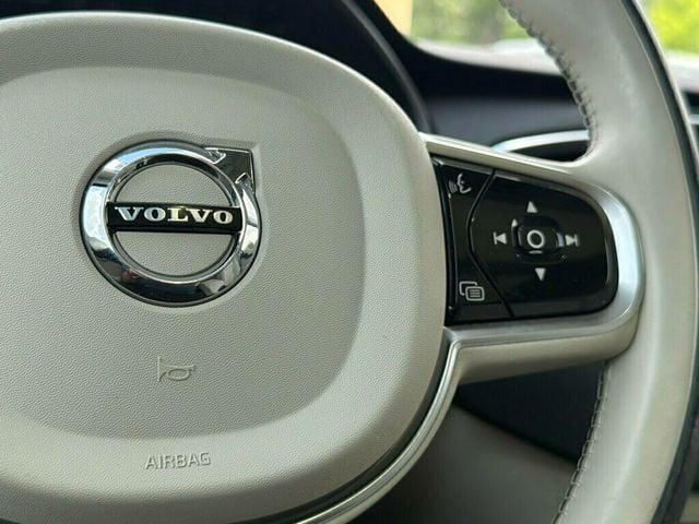 2020 Volvo XC90 T5 AWD Momentum 7 Passenger - 23023195 - 35