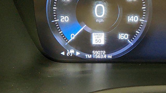 2020 Volvo XC90 T5 FWD Momentum 7 Seater w/ Advanced & Multimedia Packages - 23014787 - 15