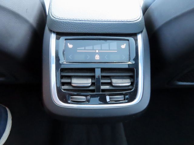 2020 Volvo XC90 T6 AWD Momentum 7 Passenger - 23027650 - 41