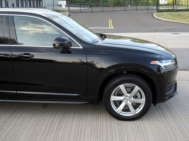 2020 Volvo XC90 T6 AWD Momentum 7 Passenger - 22901429 - 9