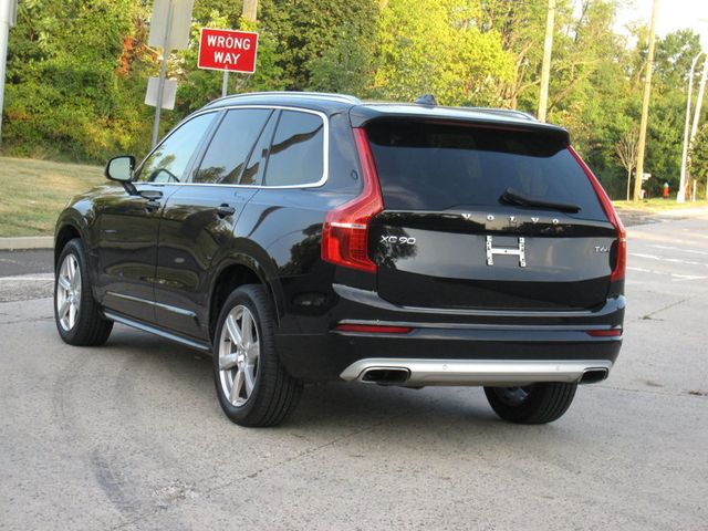2020 Volvo XC90 T6 AWD Momentum 7 Passenger - 22901429 - 11