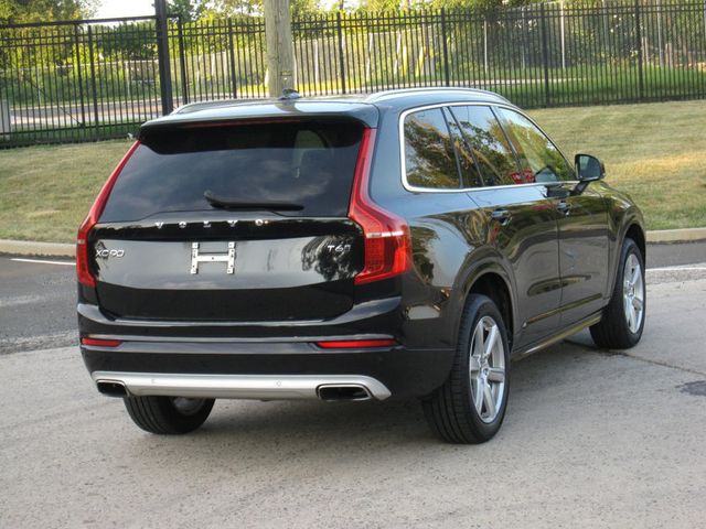 2020 Volvo XC90 T6 AWD Momentum 7 Passenger - 22901429 - 12
