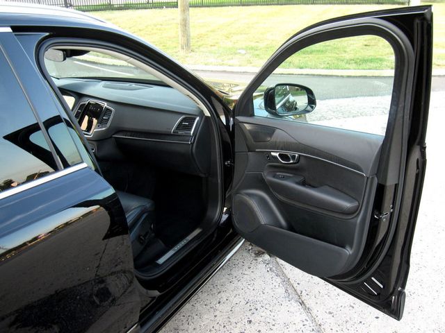 2020 Volvo XC90 T6 AWD Momentum 7 Passenger - 22901429 - 23