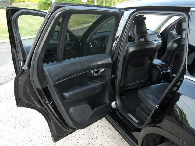 2020 Volvo XC90 T6 AWD Momentum 7 Passenger - 22901429 - 28