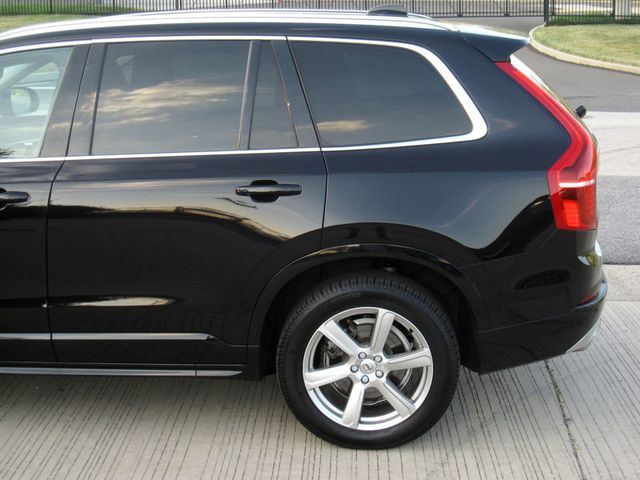 2020 Volvo XC90 T6 AWD Momentum 7 Passenger - 22901429 - 7