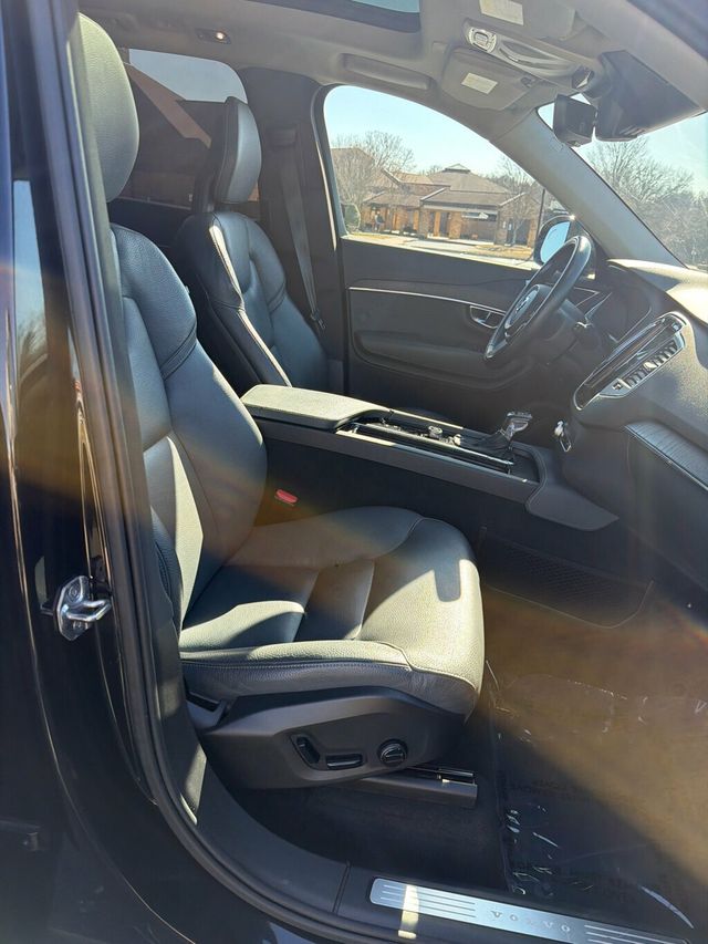2020 Volvo XC90 T6 AWD Momentum 7 Passenger - 22973135 - 13