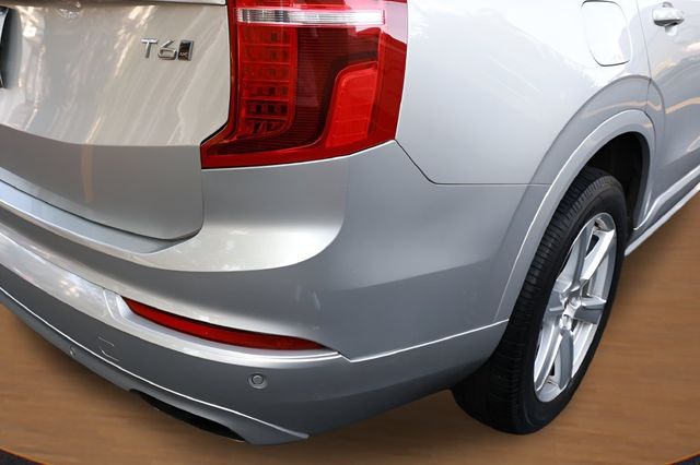 2020 Volvo XC90 T6 AWD Momentum 7 Passenger - 23089658 - 10