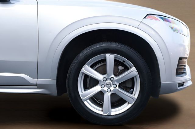 2020 Volvo XC90 T6 AWD Momentum 7 Passenger - 23089658 - 13