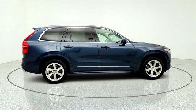 2020 Volvo XC90 T6 AWD Momentum 7 Seater w/ Advanced Pkg & harman/kardon Audio - 23033174 - 3