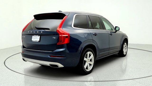 2020 Volvo XC90 T6 AWD Momentum 7 Seater w/ Advanced Pkg & harman/kardon Audio - 23033174 - 4